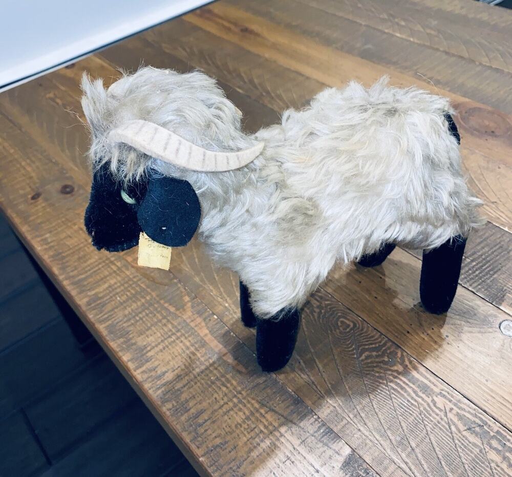 Vintage Steiff Mountain Goat Ram Snucki Mohair Plush Glass Eyes W/ Tag